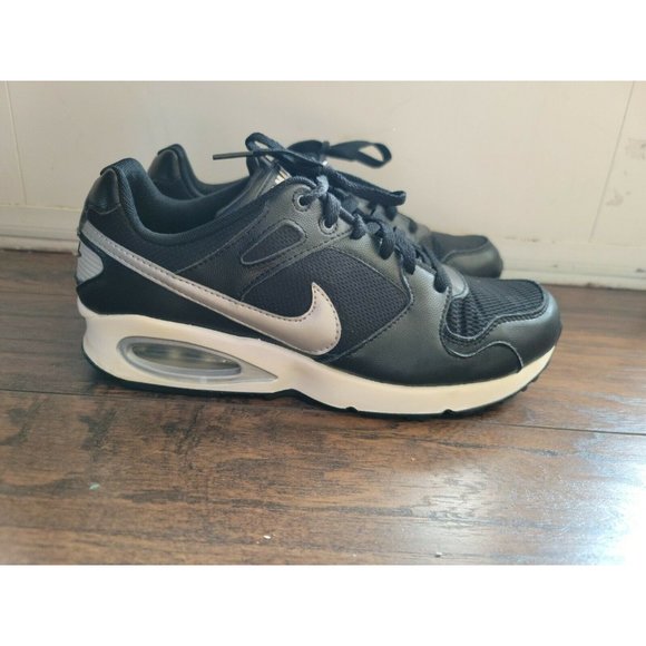 nike air max coliseum racer